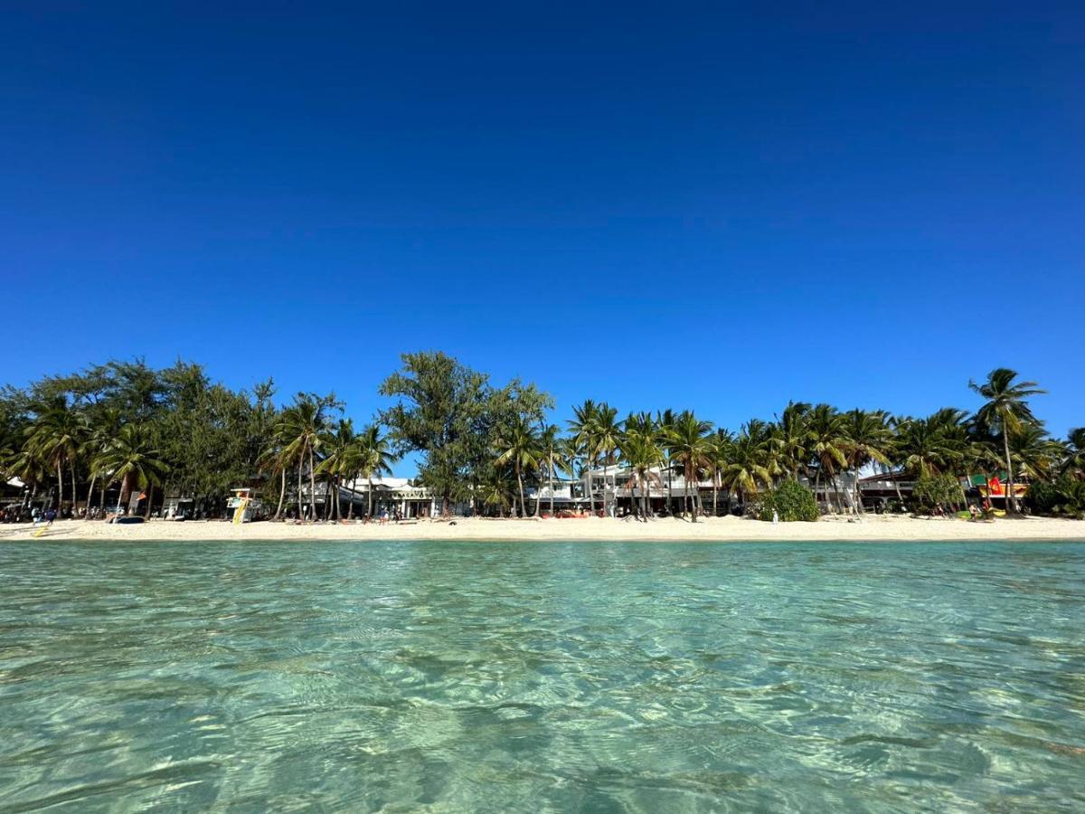 Calypso Beach And Dive Resort Manoc-Manoc Eksteriør billede