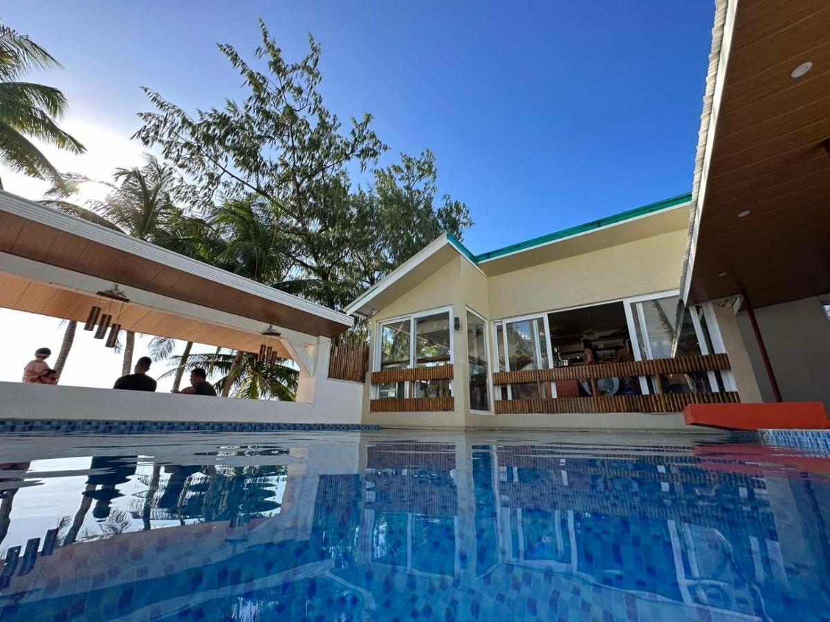 Calypso Beach And Dive Resort Manoc-Manoc Eksteriør billede
