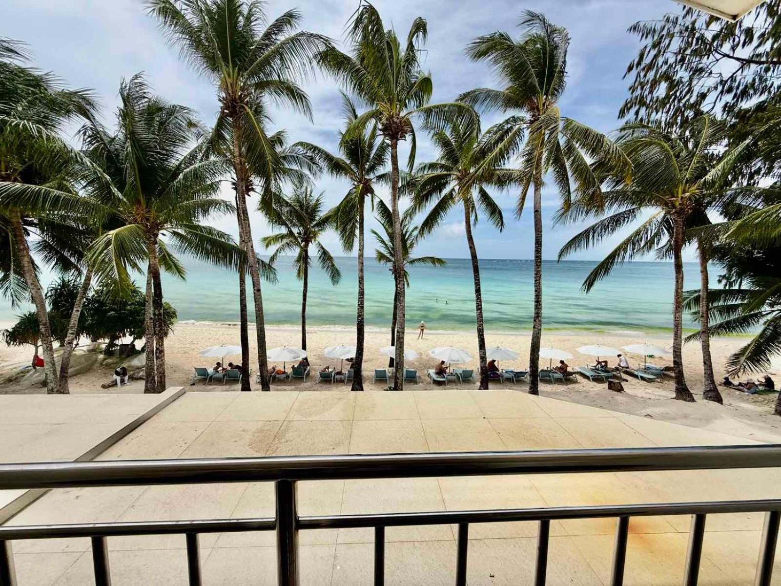 Calypso Beach And Dive Resort Manoc-Manoc Eksteriør billede