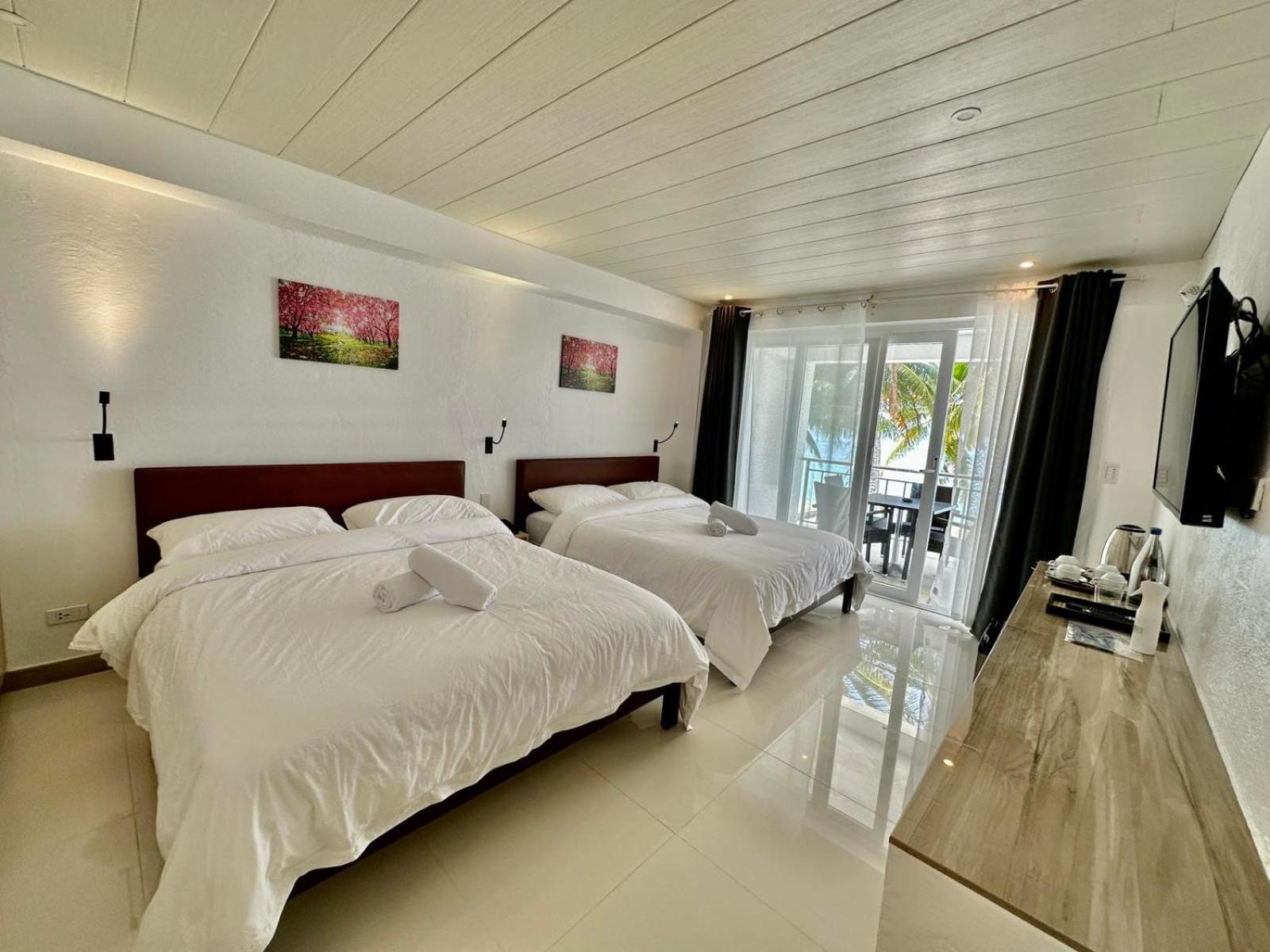 Calypso Beach And Dive Resort Manoc-Manoc Eksteriør billede